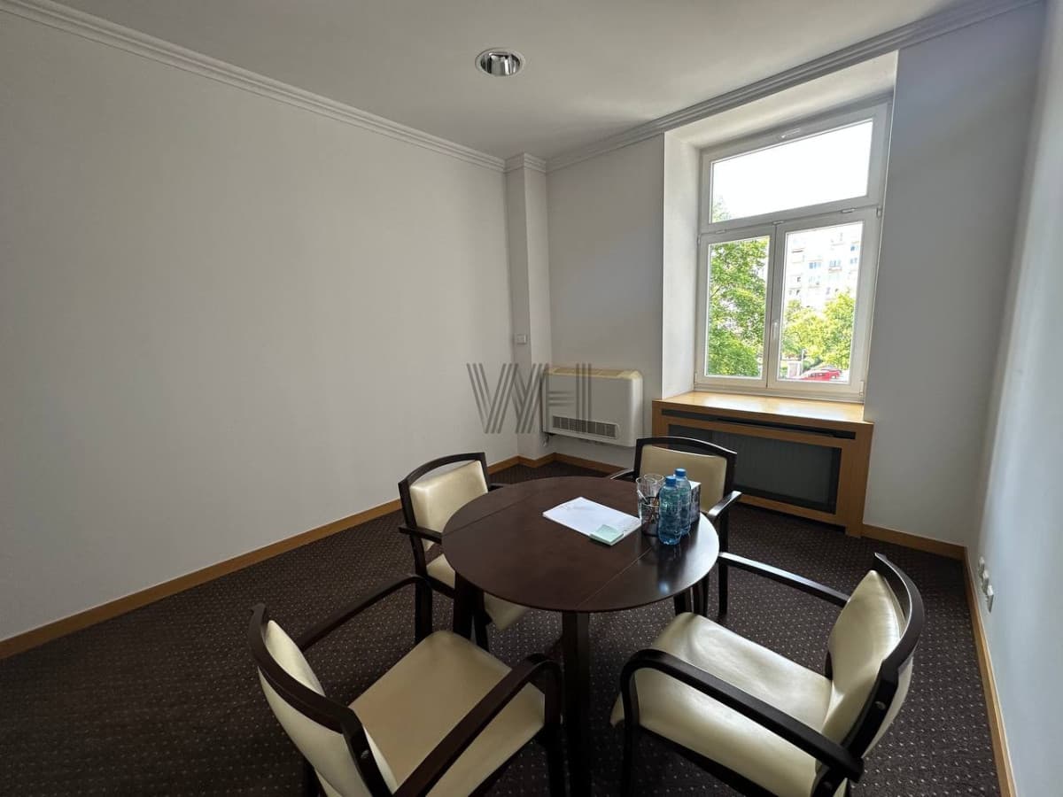 Lokal użytkowy - Warszawa - Śródmieście - 133 m² - 6