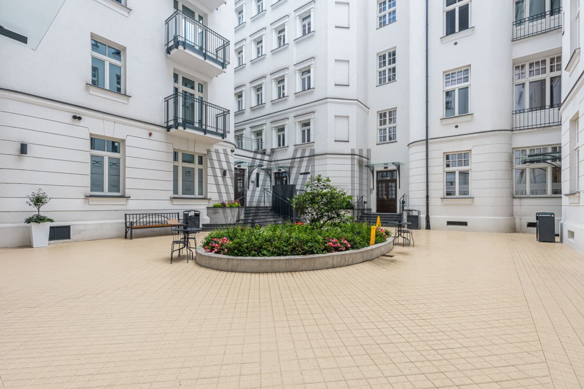 Lokal użytkowy - Warszawa - Śródmieście - 55 m² - 10