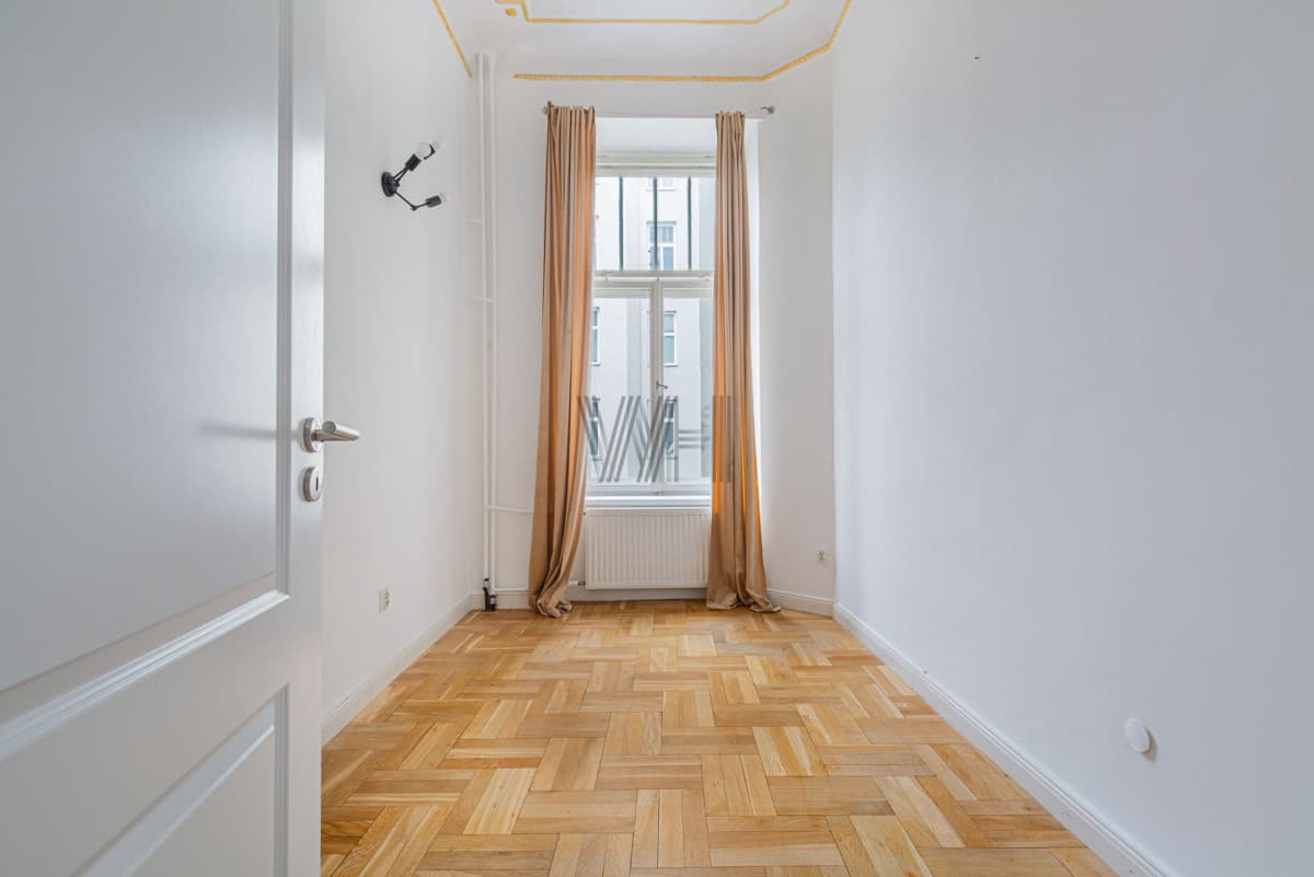 Lokal użytkowy - Warszawa - Śródmieście - 90 m² - 4