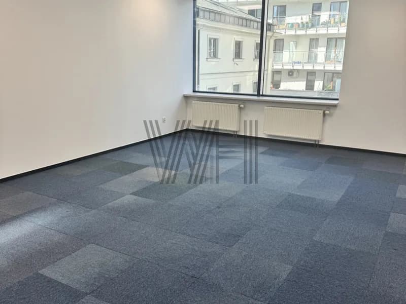 Lokal użytkowy - Warszawa - Śródmieście - 175.4 m²