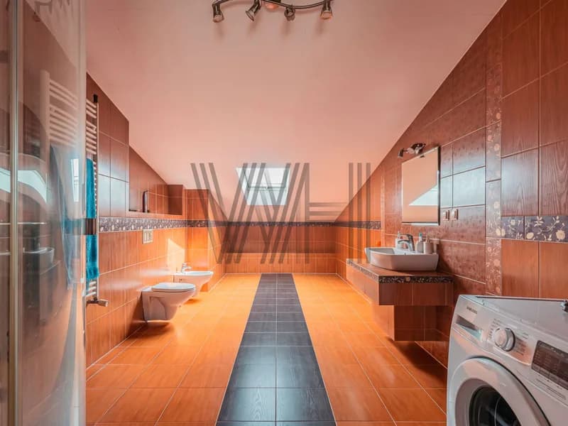 Dom - Pilaszków - 8 pokoi - 400 m² - Galeria zdjęć 9
