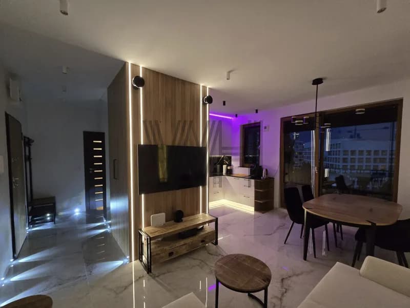 Mieszkanie - Warszawa - Wola - 44 m²/2 pokoje