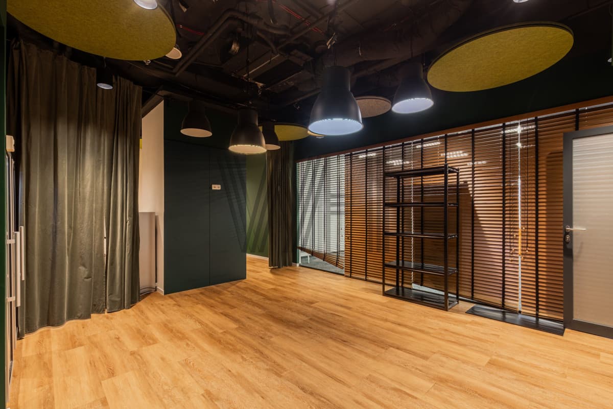 Lokal użytkowy - Warszawa - Śródmieście - 208 m²/3 pokoje - 2