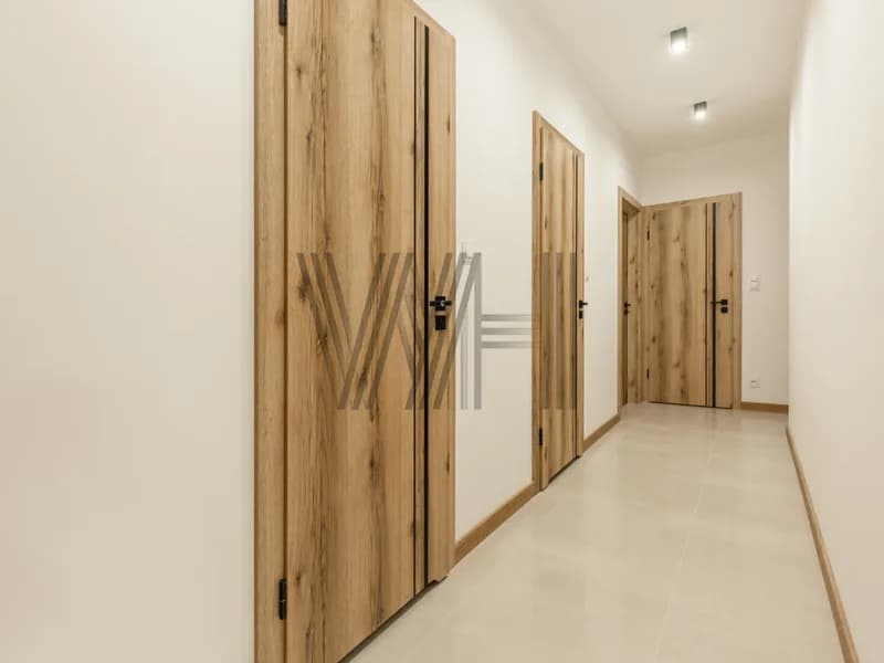 Lokal użytkowy - Warszawa - Włochy - 105 m²