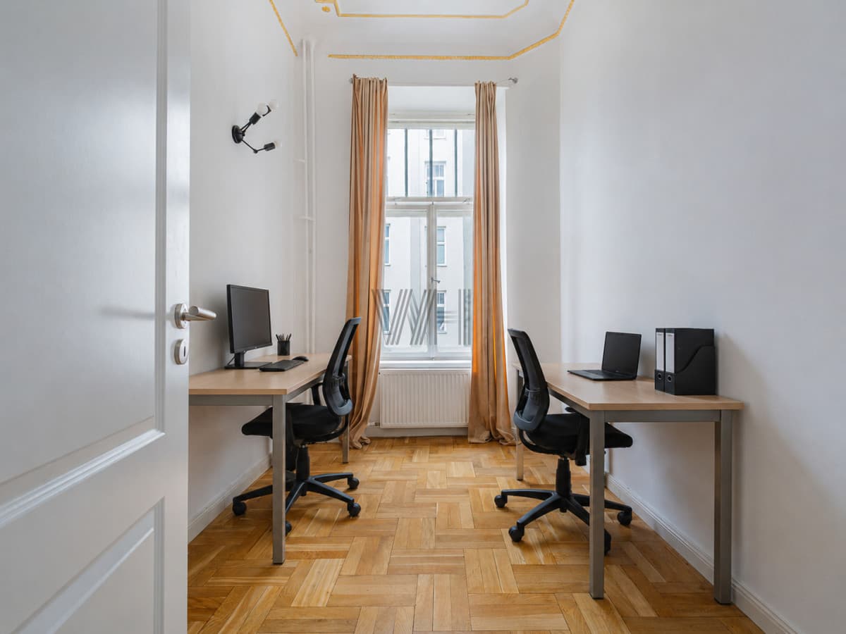 Lokal użytkowy - Warszawa - Śródmieście - 90 m² - 5