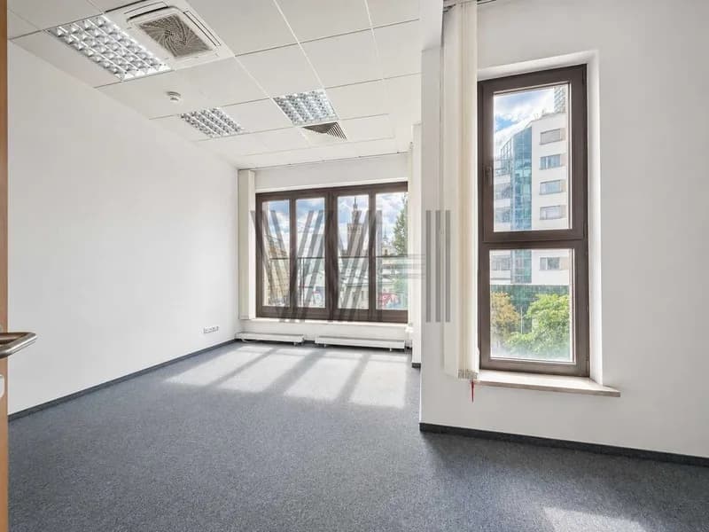 Lokal użytkowy - Warszawa - Śródmieście - 213 m²