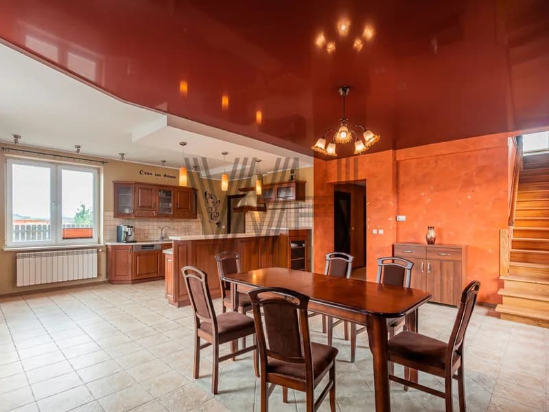 Dom - Pilaszków - 8 pokoi - 400 m²