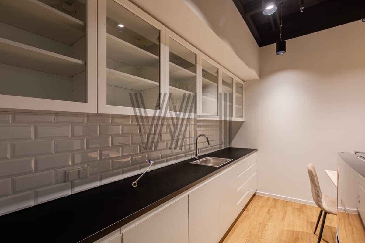 Lokal użytkowy - Warszawa - Śródmieście - 208 m²/3 pokoje - 13