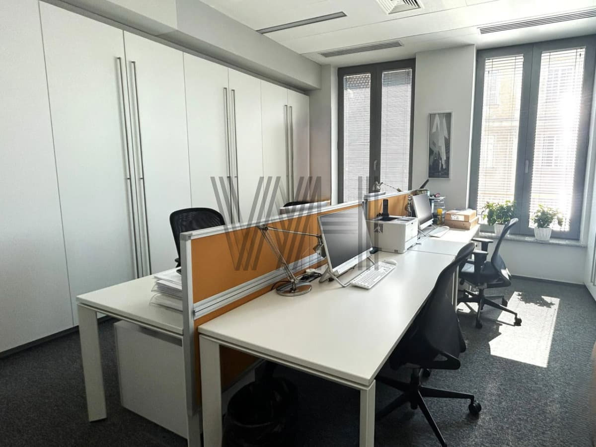 Lokal użytkowy - Warszawa - Śródmieście - 367.42 m² - 2