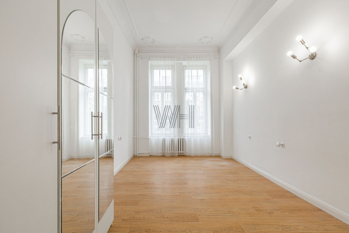 Lokal użytkowy - Warszawa - Śródmieście - 90 m²