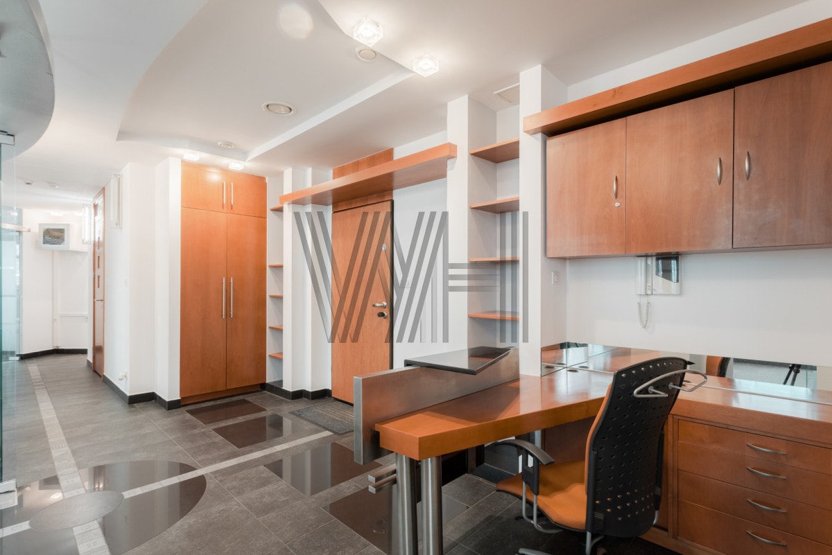 Lokal użytkowy - Warszawa - Śródmieście - 106.35 m²